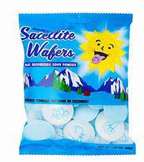 Plaquettes de satellite